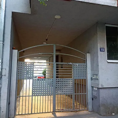 Oasis Of Peace Free Parking Nowy Sad